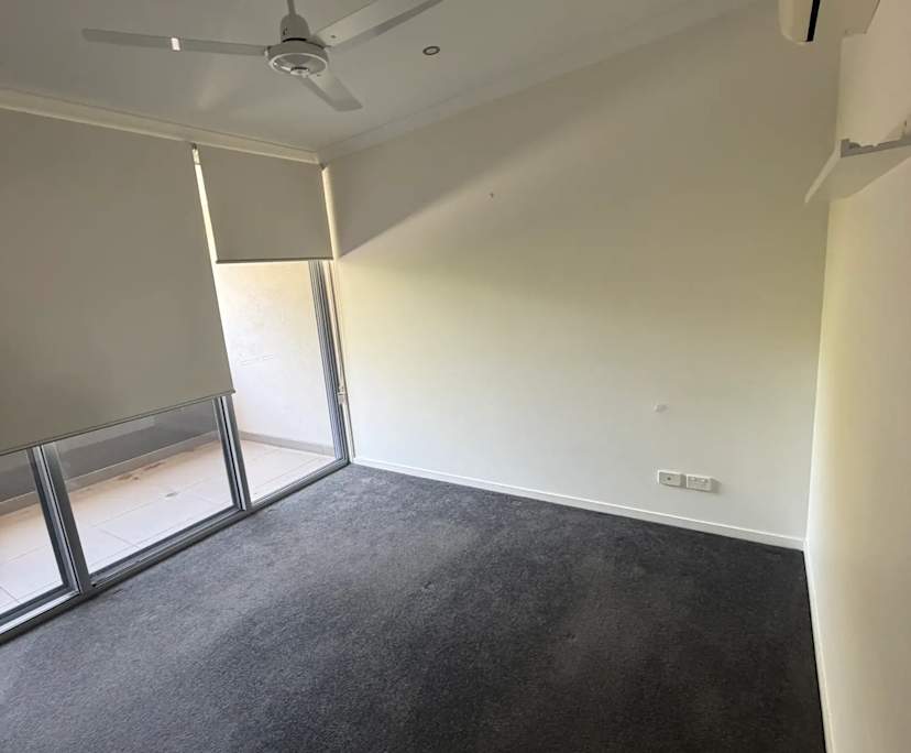 Unfurnished room in a share house