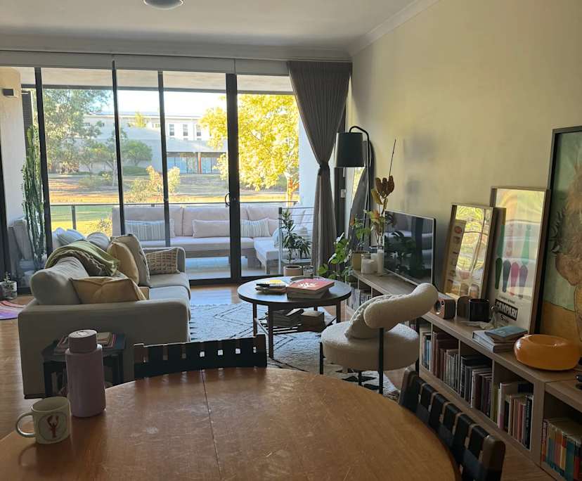 Unfurnished room with own bathroom
