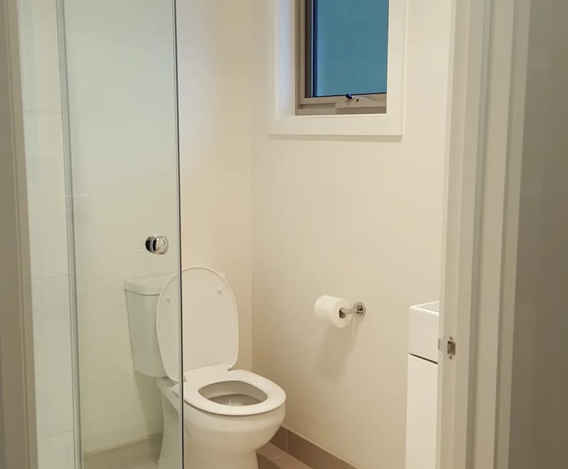 $410, Share-house, 6 bathrooms, Clayton VIC 3168