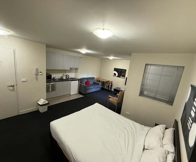 Furnished room studio flat for rent