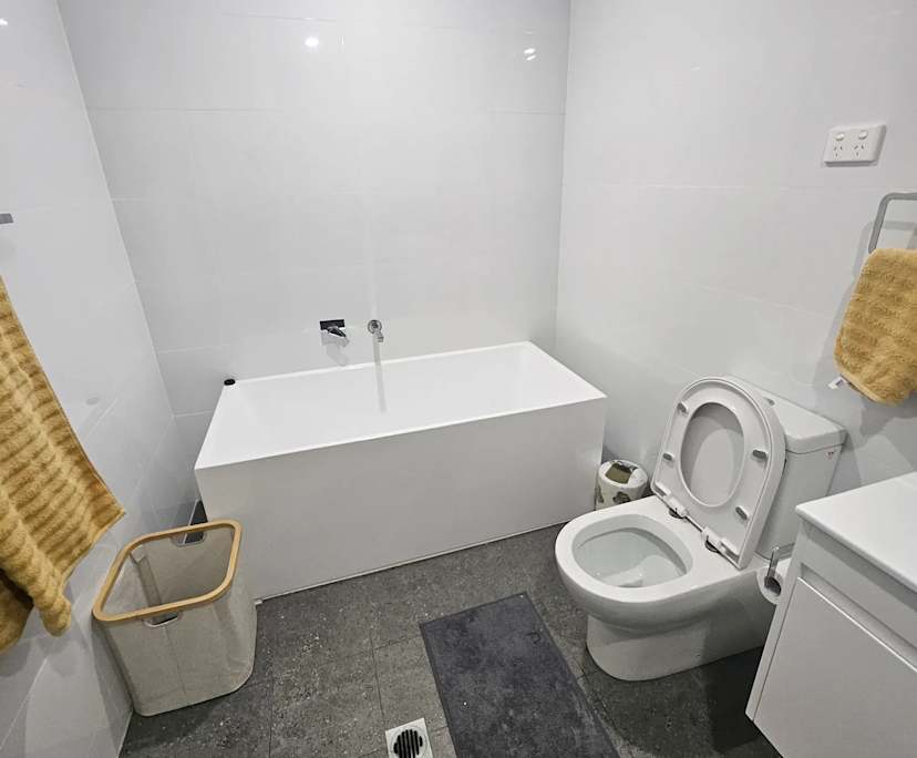 $340, Share-house, 3 bathrooms, Tallawong NSW 2762