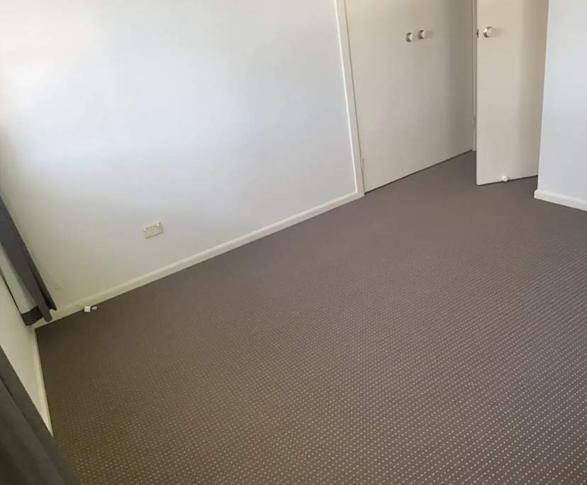 Unfurnished room in a flatshare