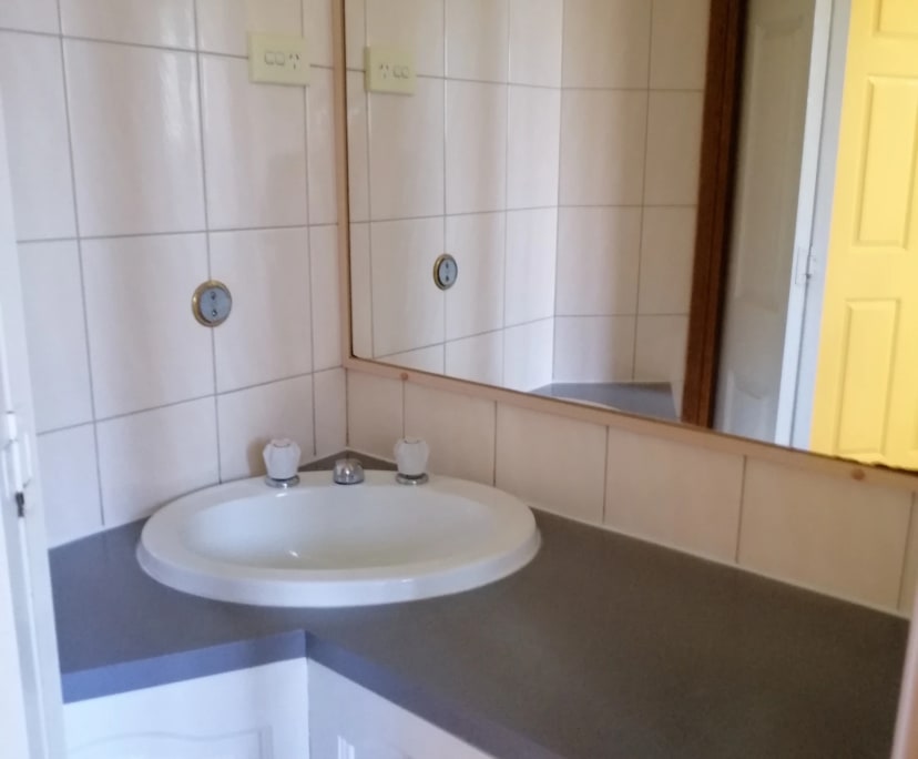 $250, Share-house, 6 bathrooms, Mill Park VIC 3082