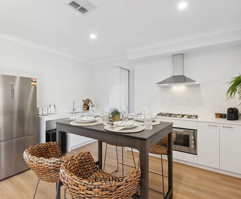 $370, Share-house, 6 bathrooms, Noranda WA 6062