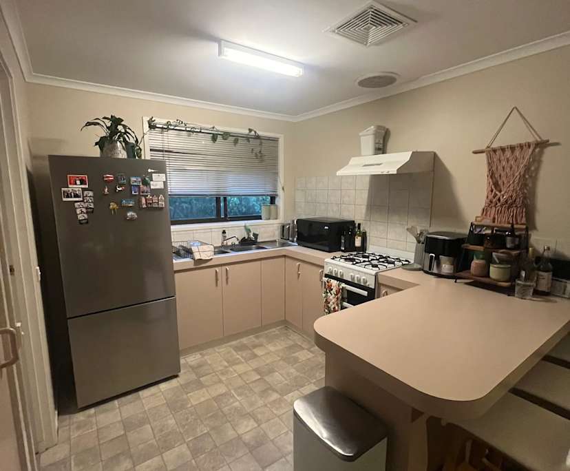 Unfurnished room in a share house