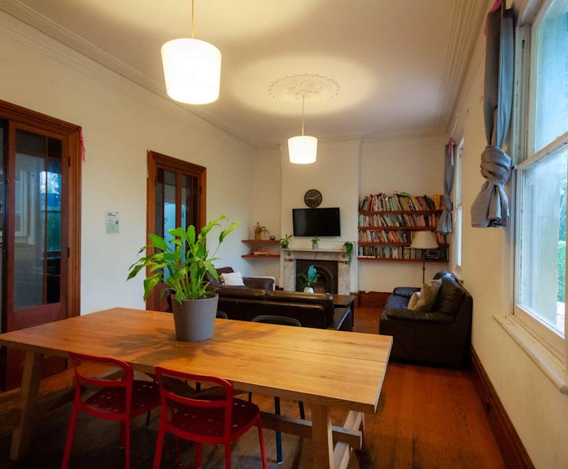 $375, Share-house, 6 bathrooms, Rozelle NSW 2039