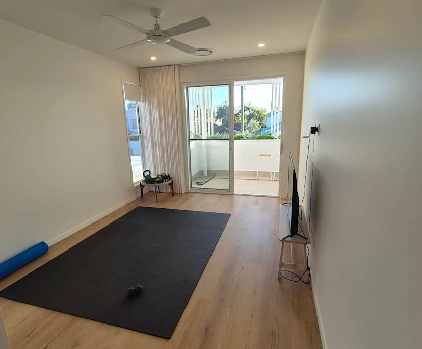 $550, Share-house, 4 bathrooms, Miami QLD 4220