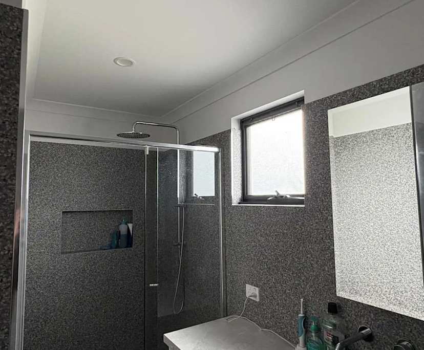 $240, Share-house, 3 bathrooms, Laverton VIC 3028