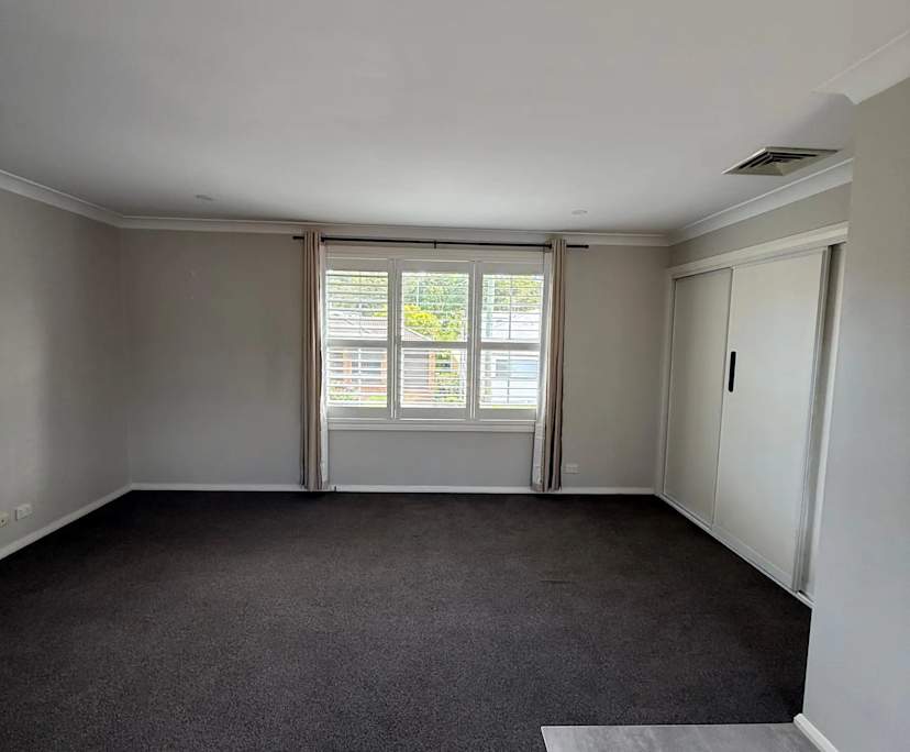 Unfurnished room granny flat for rent