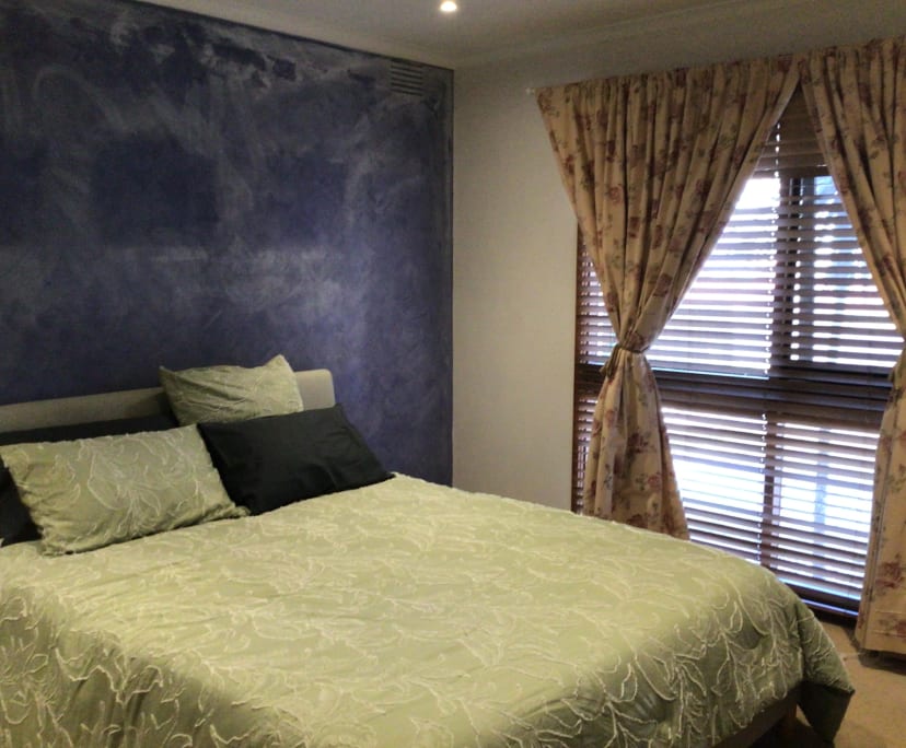 Room in a share house