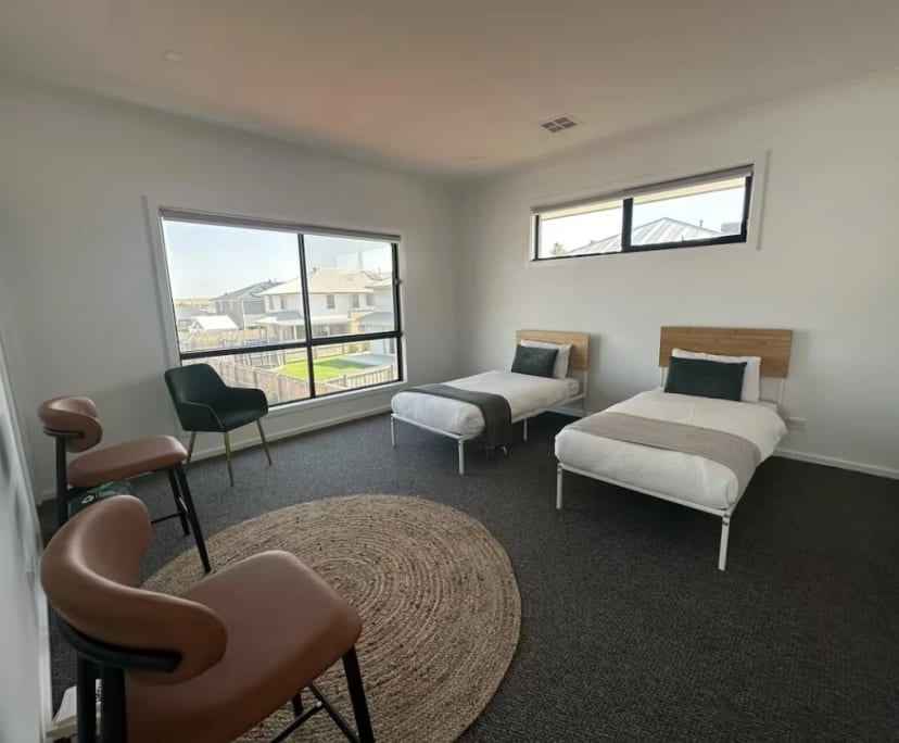 $250, Share-house, 3 bathrooms, Eynesbury VIC 3338