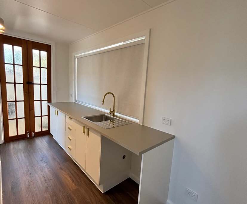 Room granny flat for rent