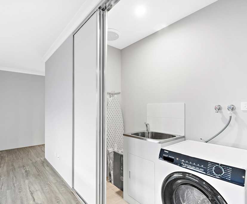 $330, Share-house, 6 bathrooms, Karnup WA 6176