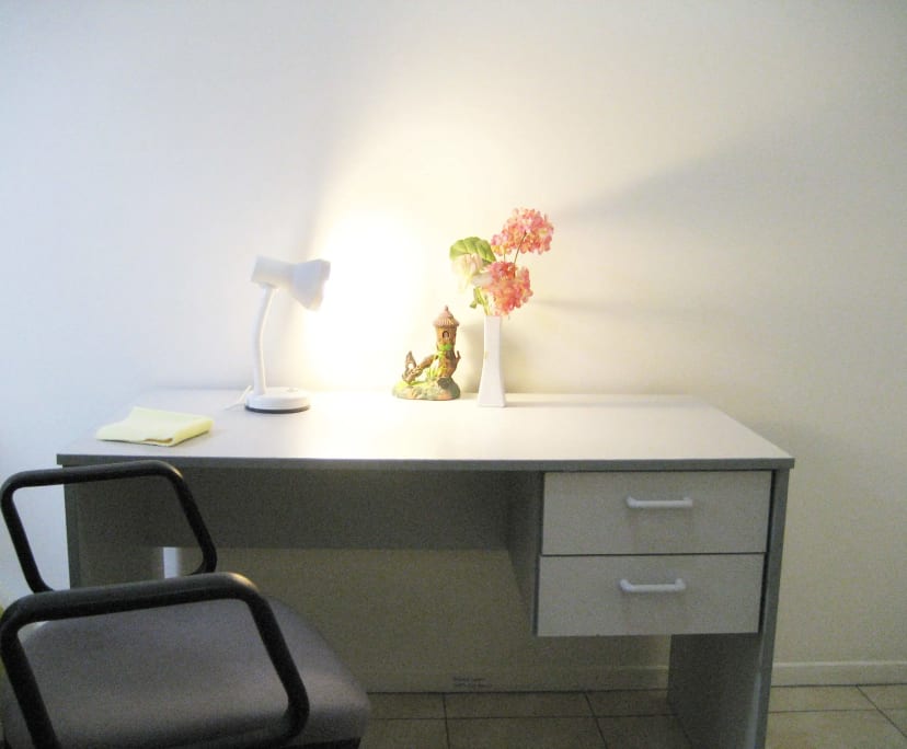 Furnished room in a share house