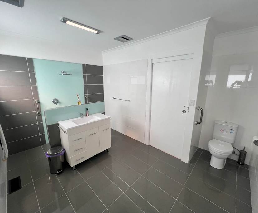$330, Share-house, 6 bathrooms, Burwood East VIC 3151