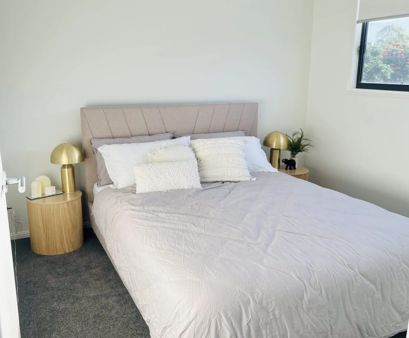 Furnished room with own bathroom