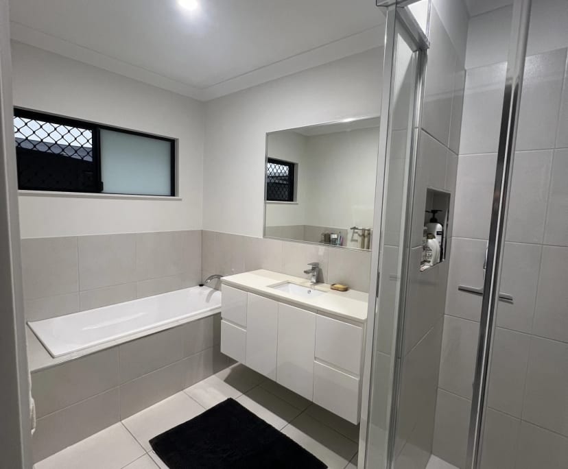 $300, Share-house, 4 bathrooms, Trinity Park QLD 4879