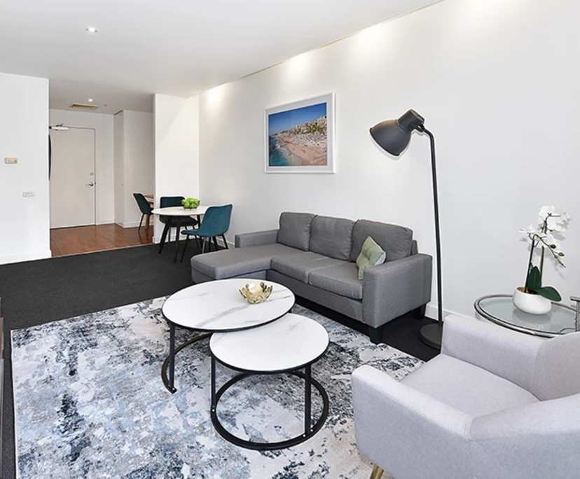$785, 1-bed, 1 bathroom, Melbourne VIC 3000