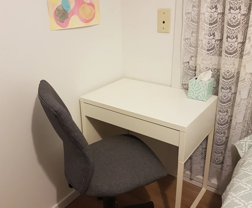 Furnished room in a share house