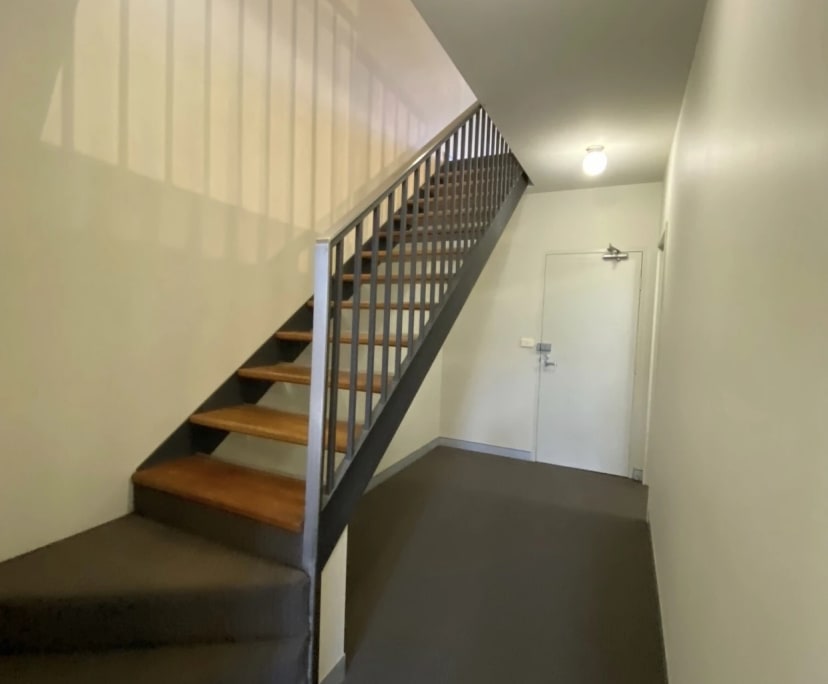 Unfurnished room with ensuite in a flatshare