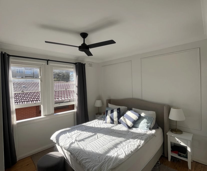 Furnished room in a flatshare