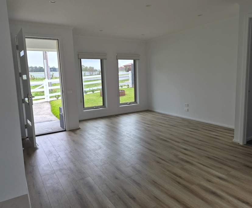 Unfurnished room in a share house