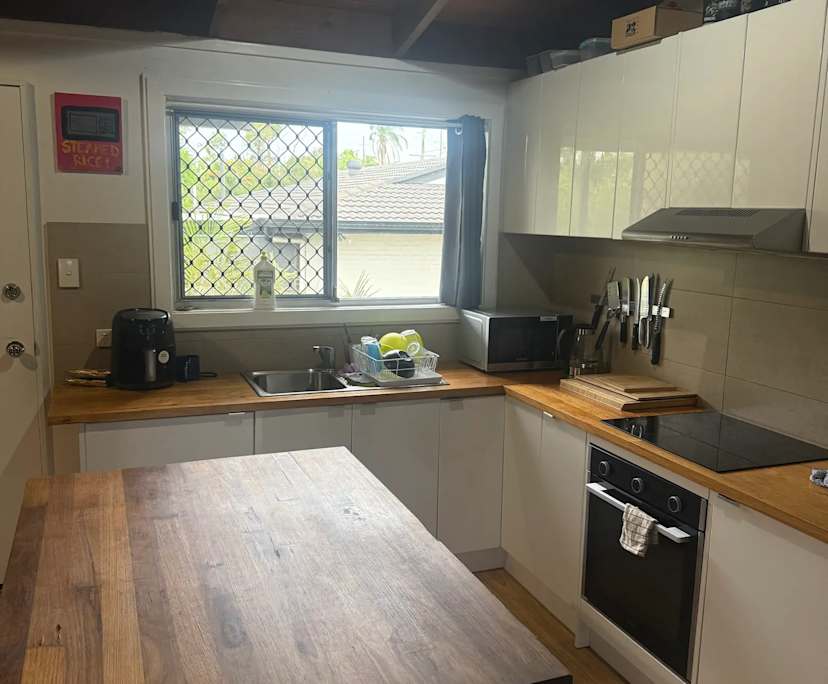 $300, Share-house, 3 bathrooms, Eagleby QLD 4207