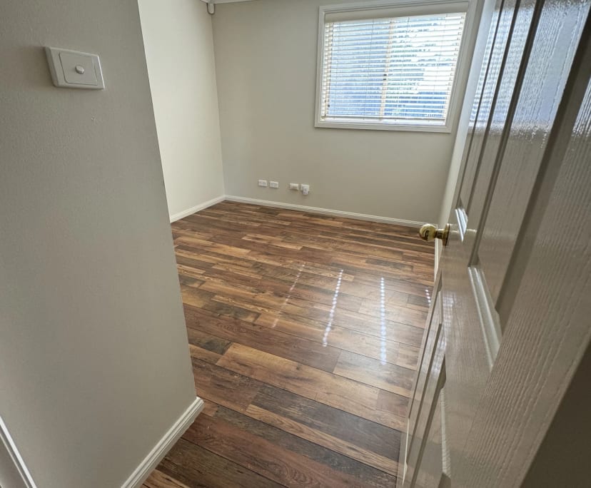 propertyImage