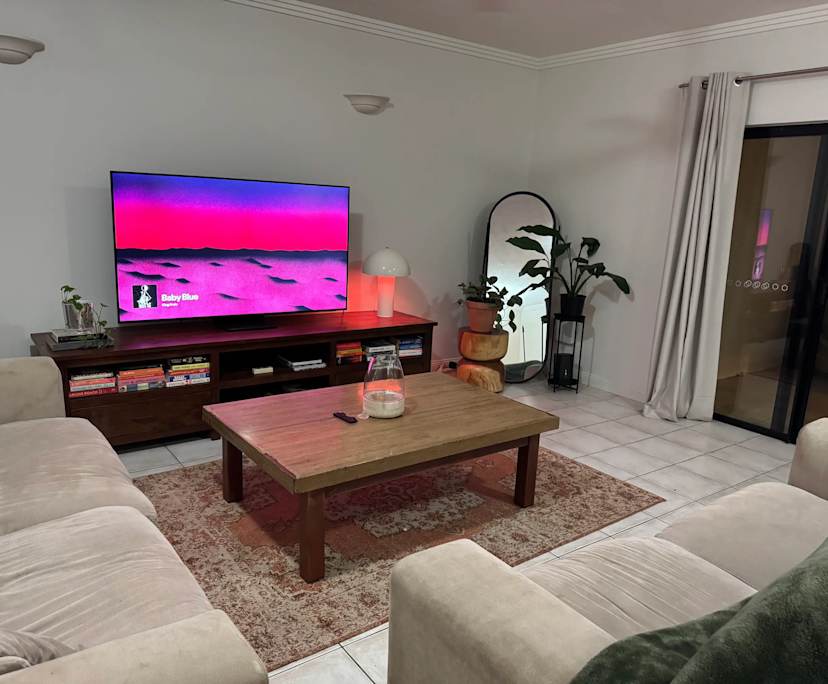 Furnished room with own bathroom