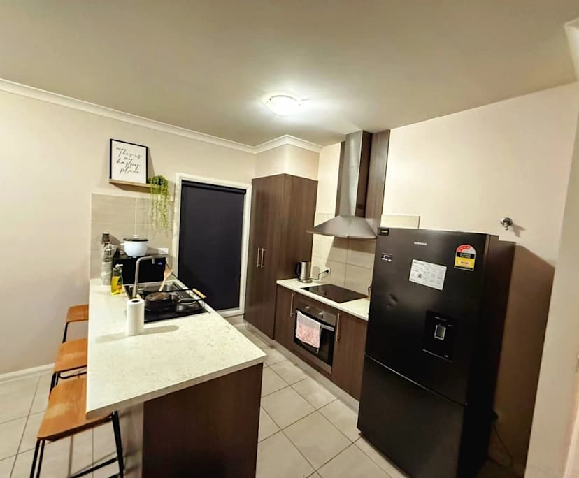 $320, Share-house, 3 bathrooms, Point Cook VIC 3030