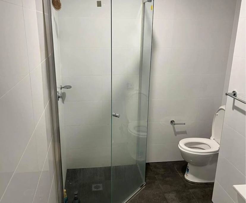$240, Flatshare, 3 bathrooms, Edmondson Park NSW 2174