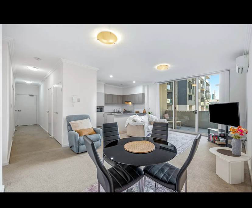$300, Flatshare, 2 bathrooms, Kingswood NSW 2747