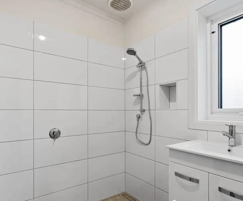 $280, Share-house, 2 bathrooms, New Town TAS 7008