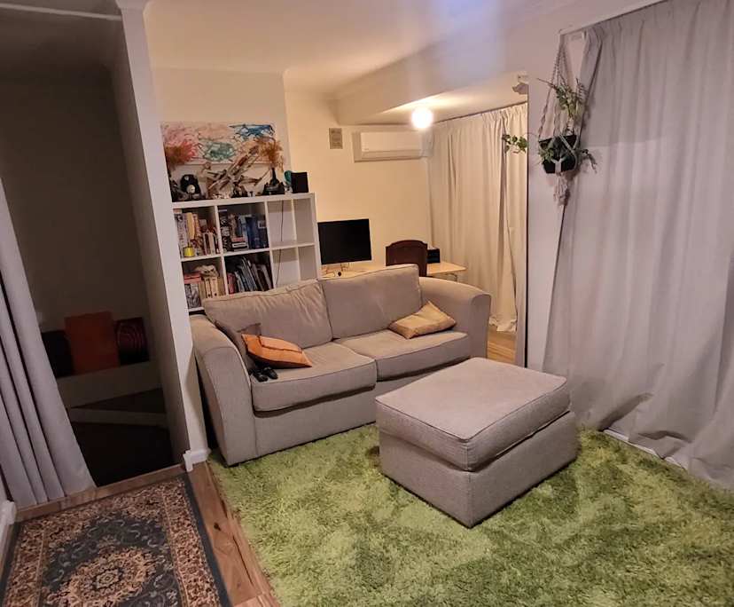 Room in a share house