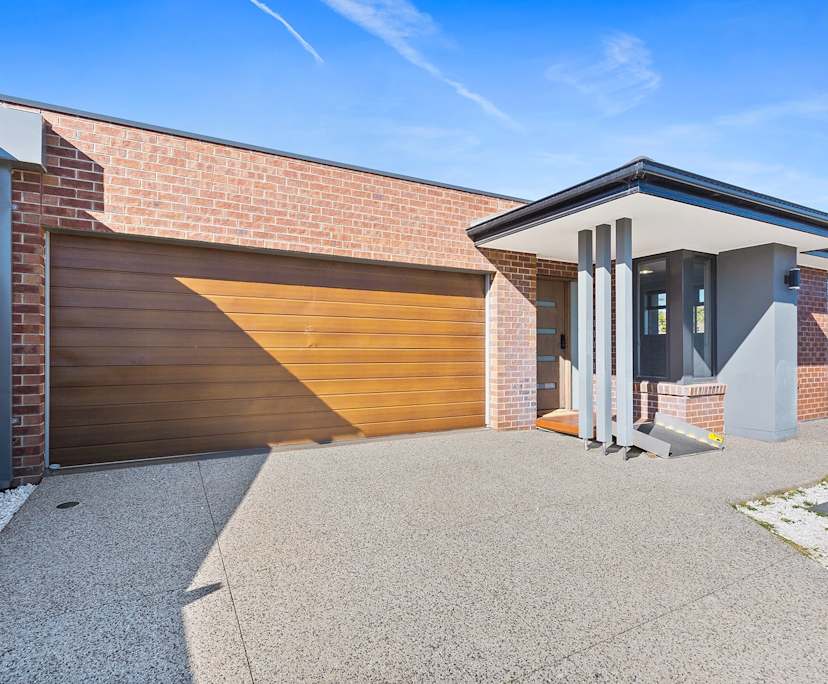 $250, Share-house, 6 bathrooms, Tarneit VIC 3029