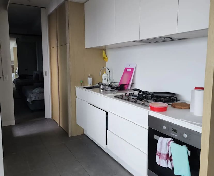 Furnished room in a flatshare
