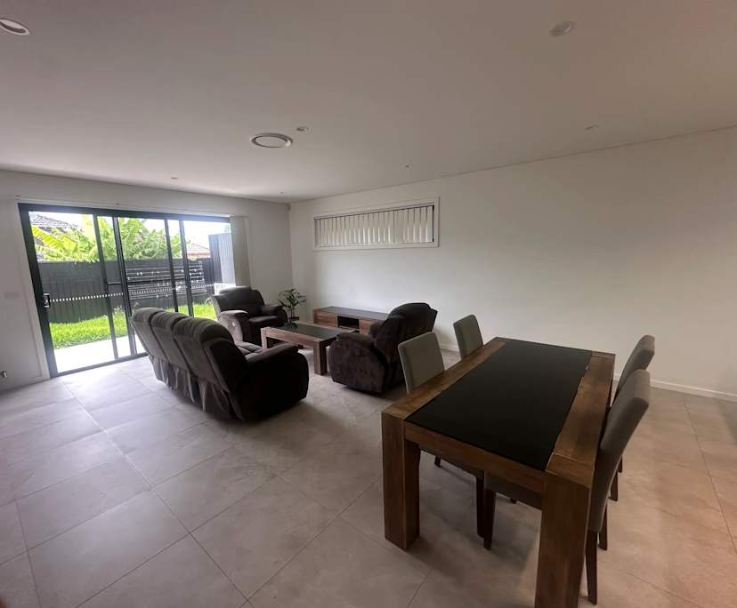 $330-400, Share-house, 5 rooms, Guildford West NSW 2161, Guildford West NSW 2161