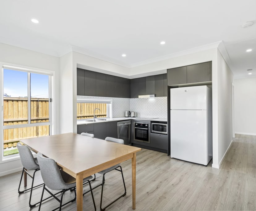 $315, Share-house, 3 bathrooms, Logan Reserve QLD 4133