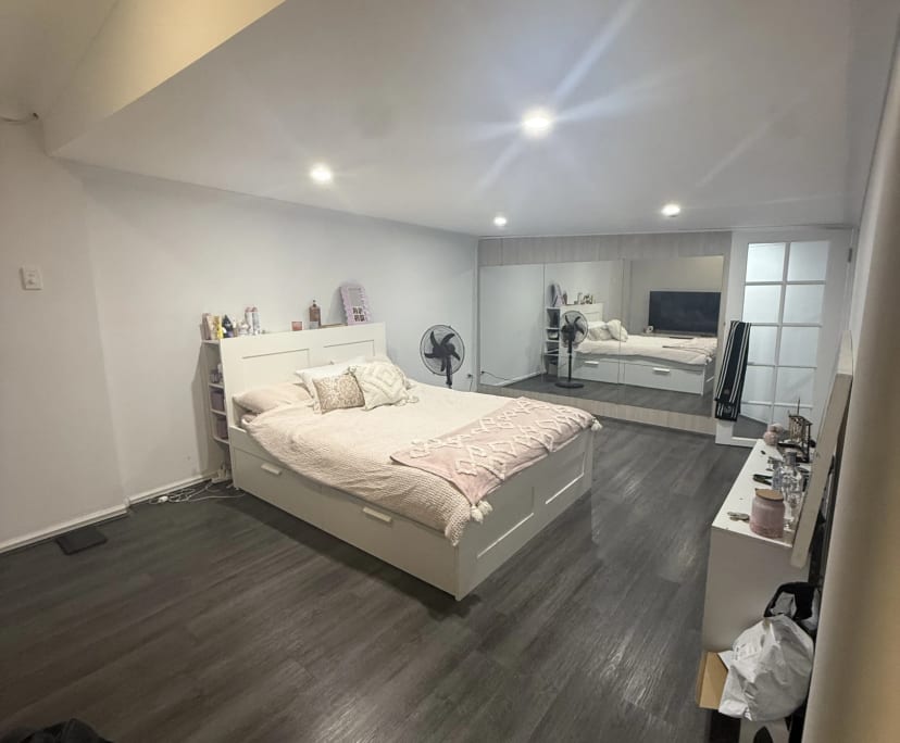 Unfurnished room with own bathroom
