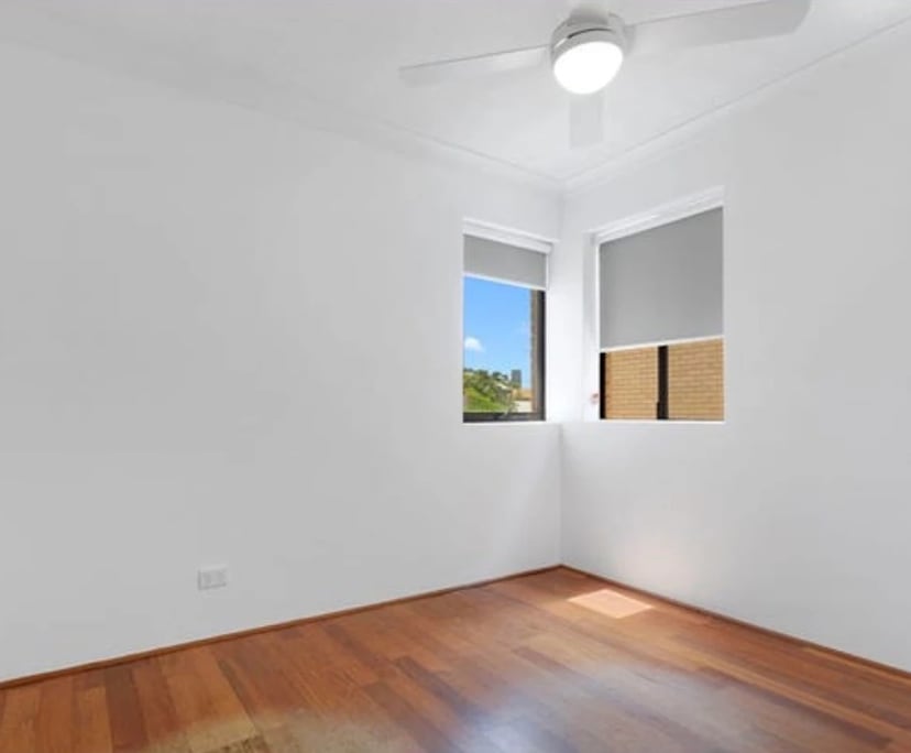 Unfurnished room in a flatshare