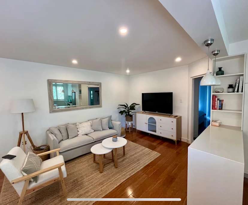 Whole property with 2 rooms for rent