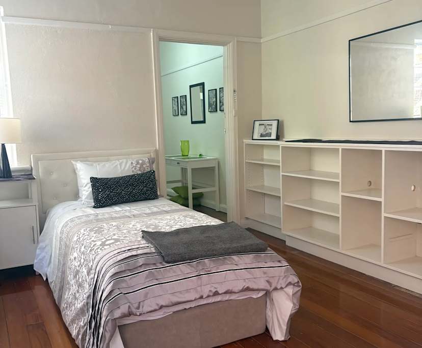 $450, Studio, 1 bathroom, South Yarra VIC 3141