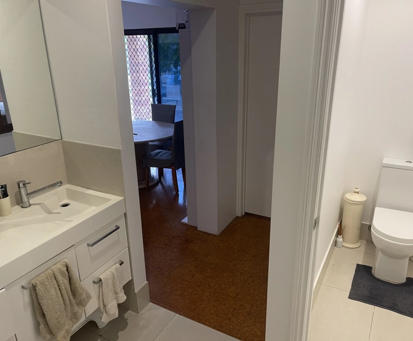 $300, Share-house, 3 bathrooms, Ashmore QLD 4214