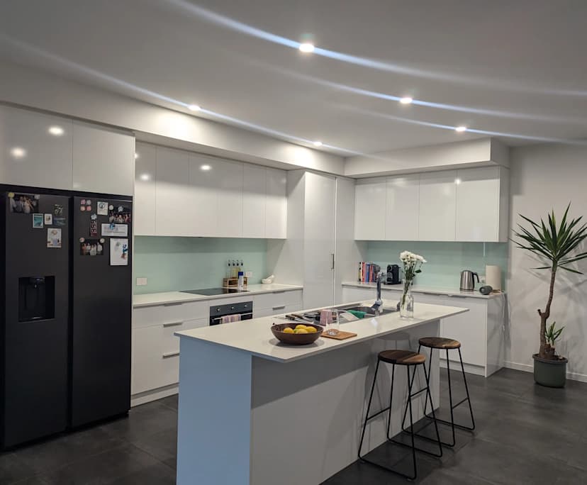 $300, Share-house, 3 bathrooms, Kewarra Beach QLD 4879