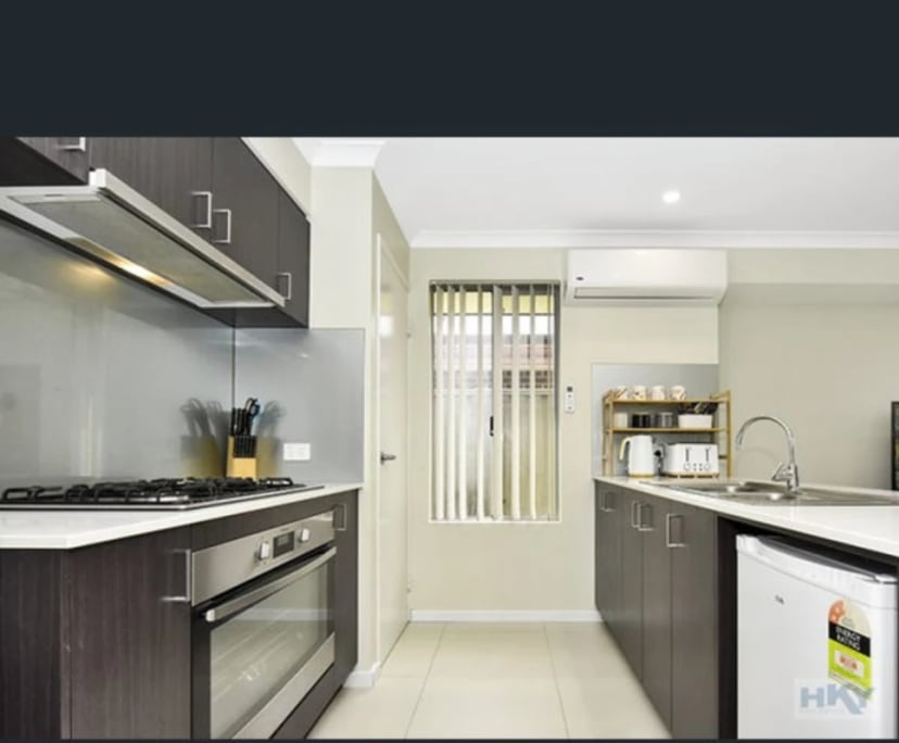 Room in a share house