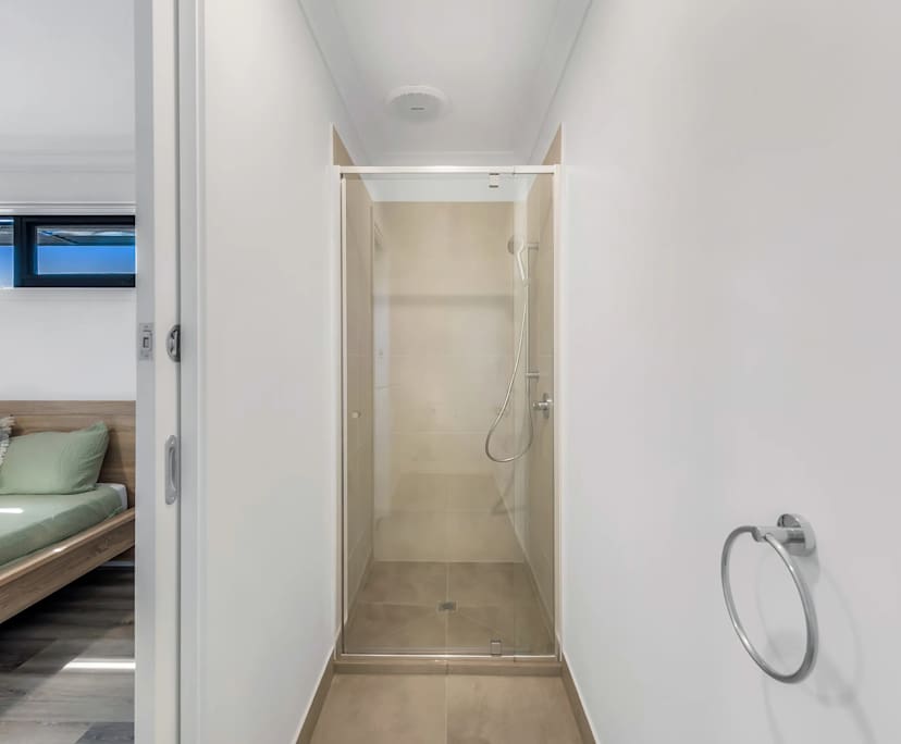 $370, Share-house, 4 bathrooms, Glenroy VIC 3046