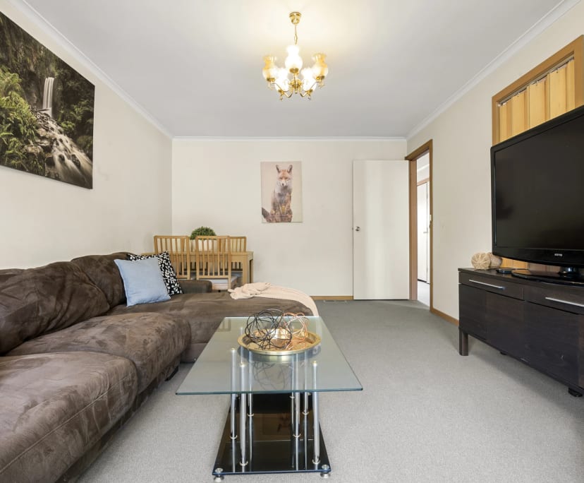 $1,195, Whole-property, 3 bathrooms, Balaclava VIC 3183