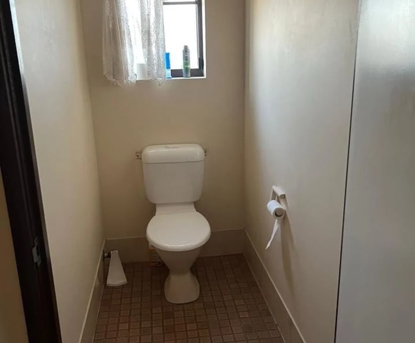 $360, Flatshare, 2 bathrooms, Mermaid Waters QLD 4218