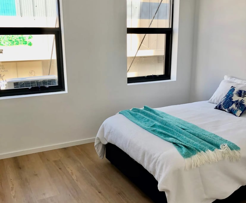 2 Rooms for Rent in Newcastle West, Newcastle 300...