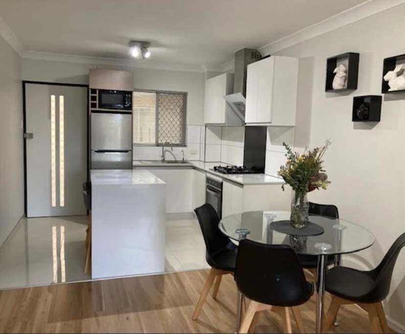 Unfurnished room in a flatshare